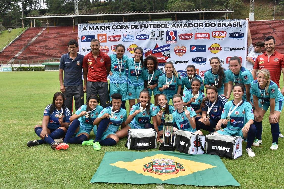 Leia mais sobre o artigo Matias Barbosa comemora título feminino da Copa Prefeitura Bahamas de Futebol Amador. Veja fotos