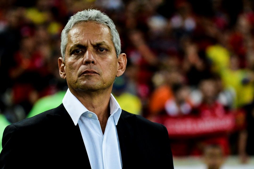 Leia mais sobre o artigo Oficial: Rueda deixa o Flamengo e vai treinar seleção do Chile. Carpegiani assume