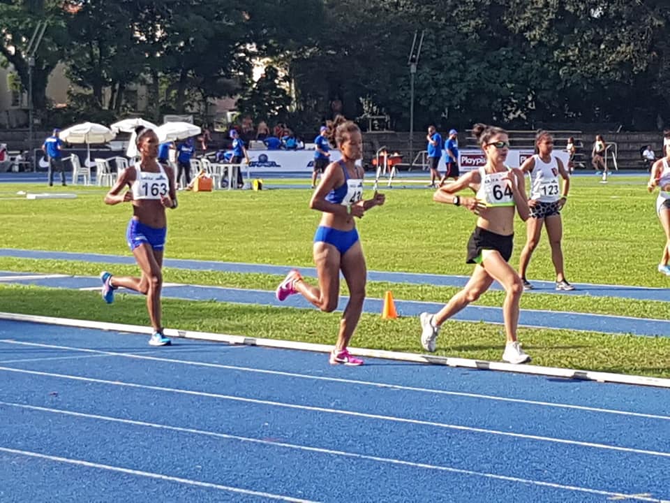 Leia mais sobre o artigo Amanda Oliveira, do Cria/UFJF, é bicampeã nos 5 mil e 10 mil no Brasileiro sub-23