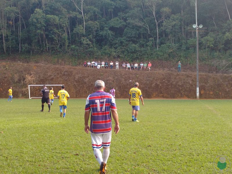 Leia mais sobre o artigo Torneio Panathlon: bom futebol, semi definida e pedidos de “bis”
