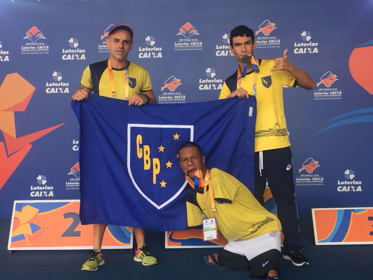 Leia mais sobre o artigo Natação Paralímpica do Clube Bom Pastor brilha no Open Internacional