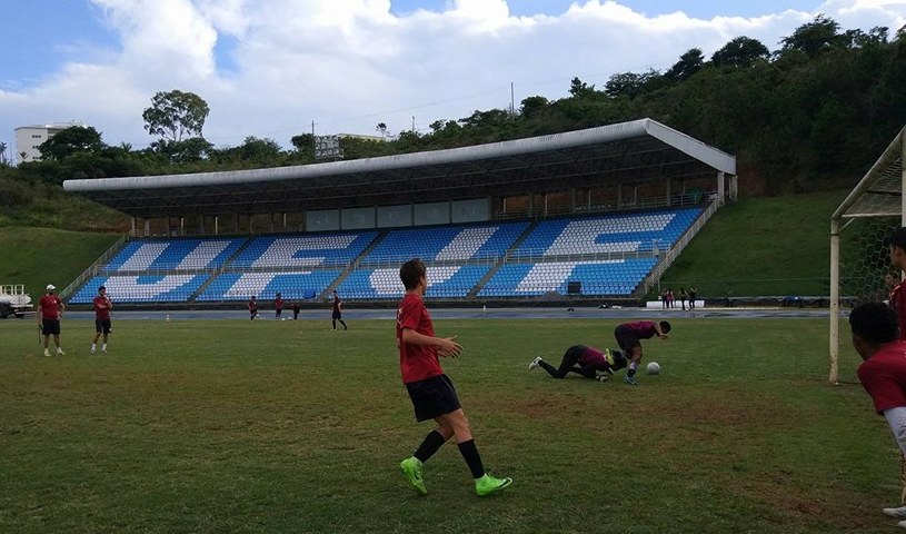 Leia mais sobre o artigo UFJF-Asepel abre Mineiro de Base com rodada dupla no Estádio Mário Helênio