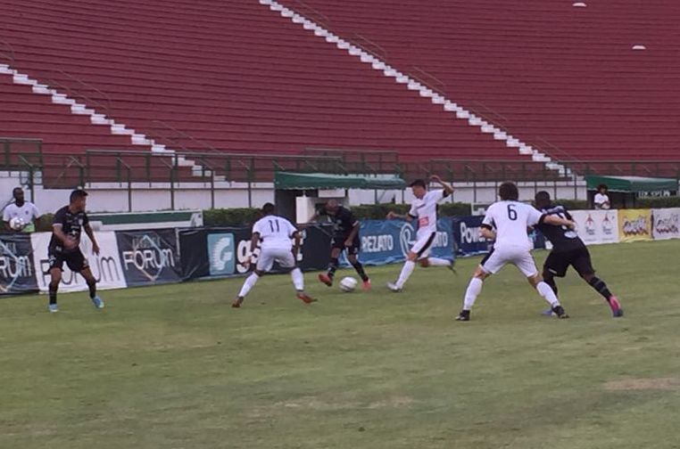 Leia mais sobre o artigo Péssimo! Tupi perde em casa por 3 a 0 para o Bragantino