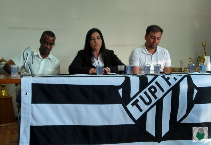 Leia mais sobre o artigo Vídeo! Tupi: presidente chora e dirigente vê “elenco muito pouco comprometido”