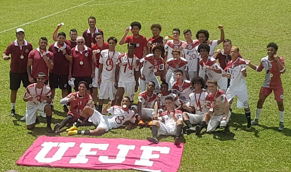 Leia mais sobre o artigo Vibração e lamento! UFJF/Asepel conquista título, mas fica na Segundona