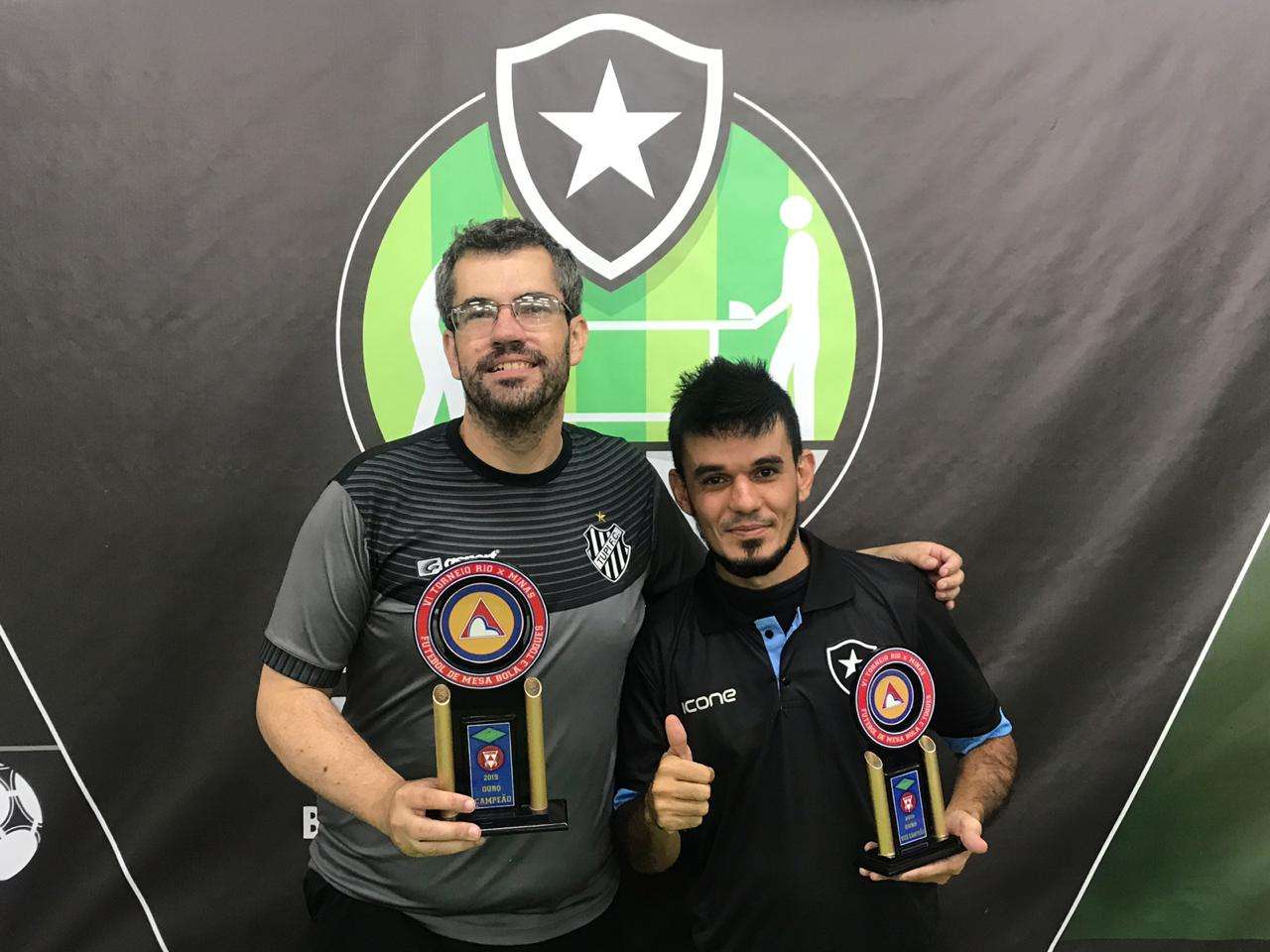 Leia mais sobre o artigo É Carijó! Marcus Motta, do Tupi, é campeão do Rio-Minas de futebol de mesa