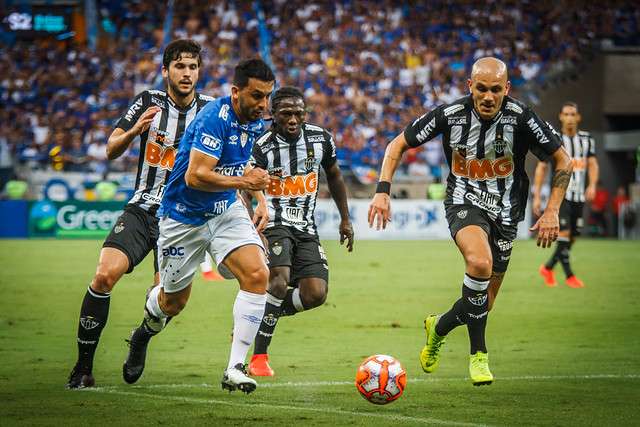 Leia mais sobre o artigo Vale taça! Cruzeiro e Fla vencem e paulistas ficam no zero