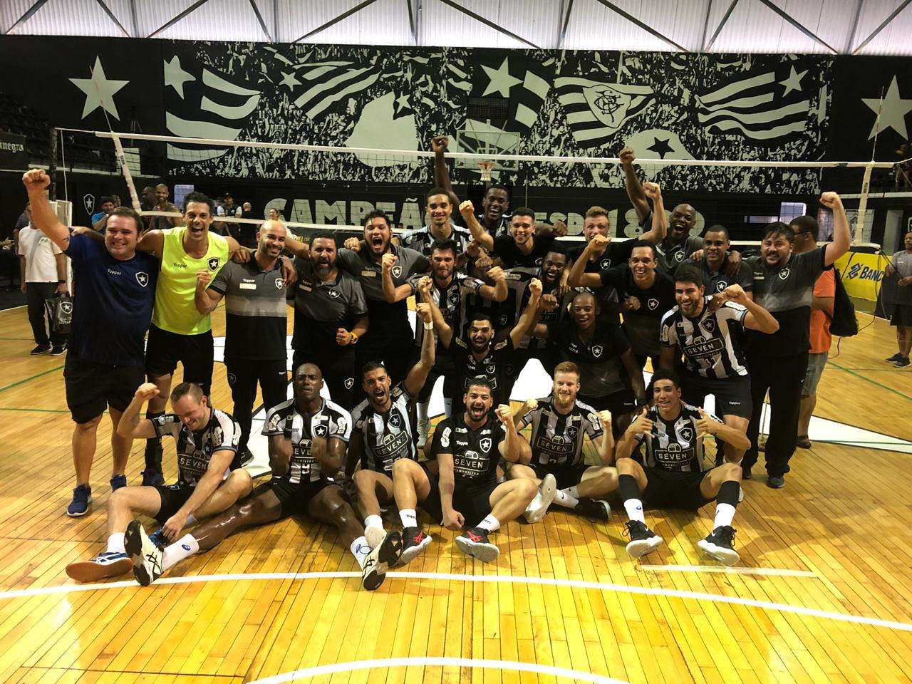 Leia mais sobre o artigo Supeliga B! Botafogo e Blumenau conquistam acesso e fazem final