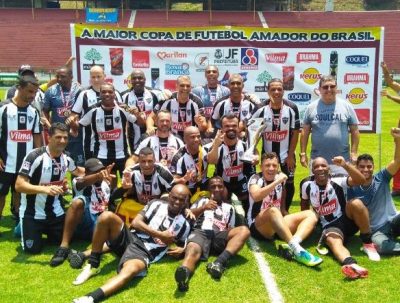 Leia mais sobre o artigo LFC campeão master! Confira galeria
