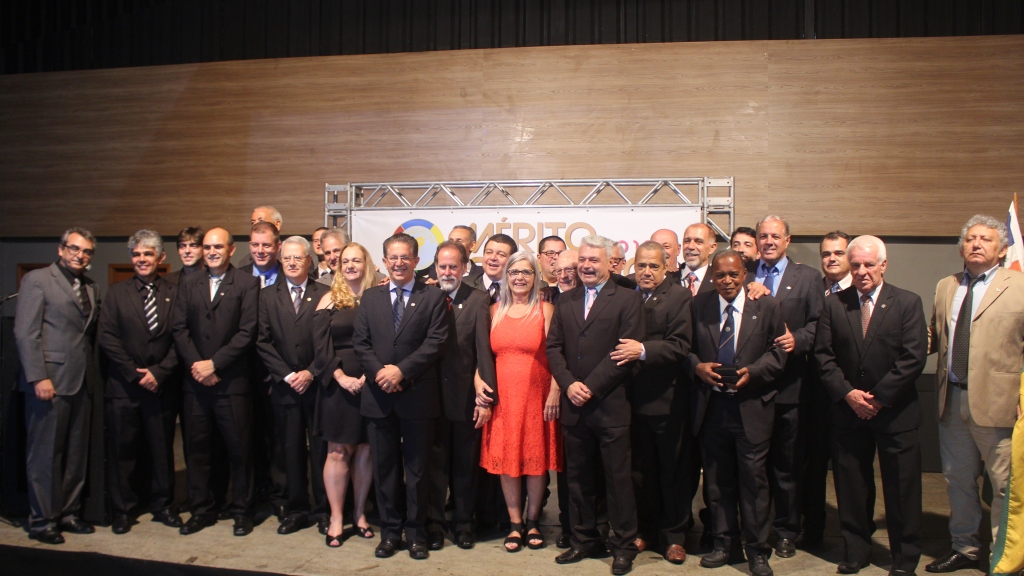 Leia mais sobre o artigo Mérito Esportivo Panathlon 2019: veja agraciados