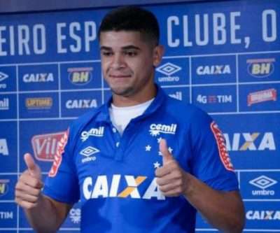 Leia mais sobre o artigo Punido pela Fifa, Cruzeiro não tem como pagar dívidas!