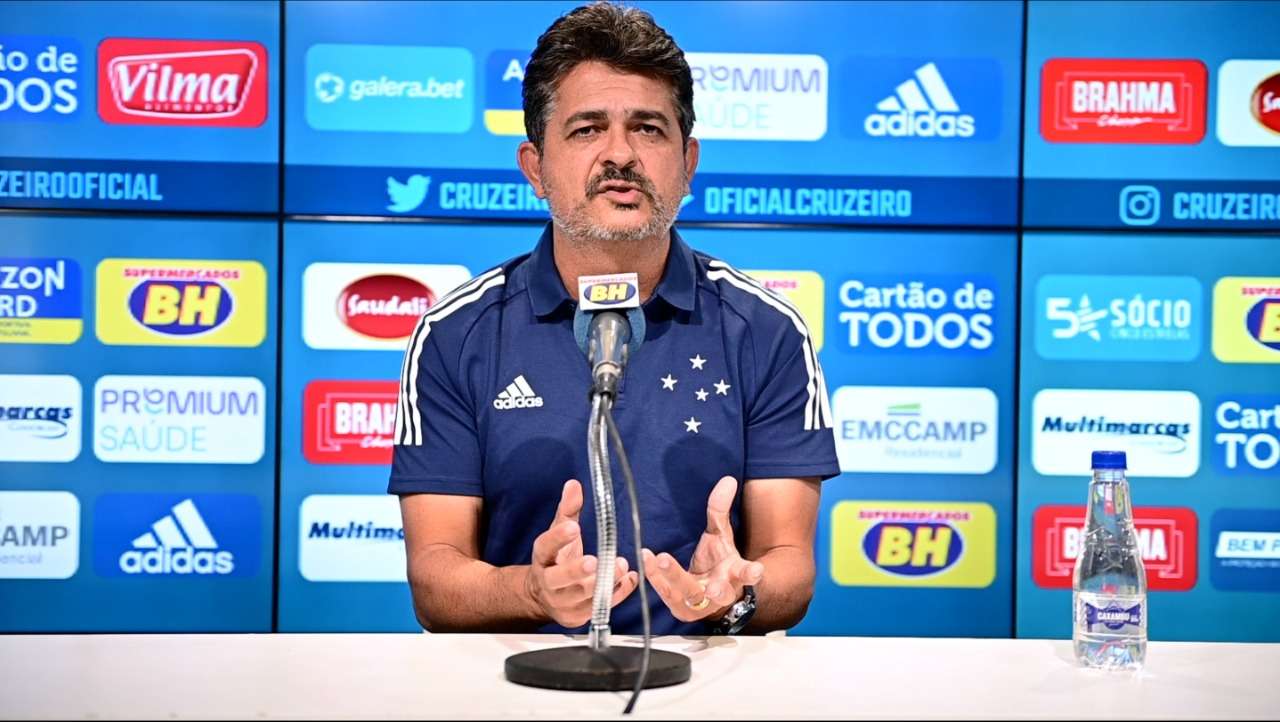 Leia mais sobre o artigo “Convocado”, Ney Franco já se apresentou ao Cruzeiro