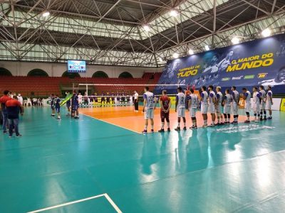 Leia mais sobre o artigo Início “devagar”, apagão e liderança: a 3º vitória do JF Vôlei!