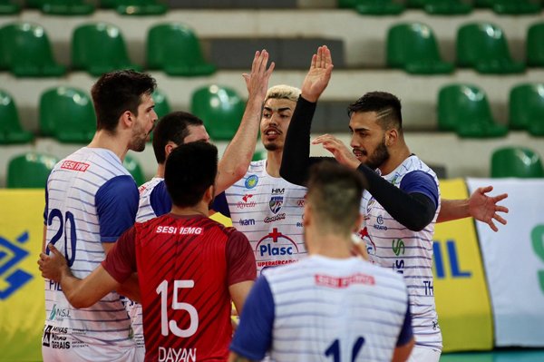 Leia mais sobre o artigo JF Vôlei foca “erro zero” para enfrentar o Niterói Vôlei Clube