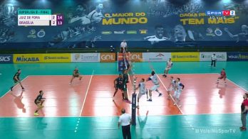 O time juiz-forano venceu o Brasília Vôlei por 3 sets a 2 em Contagem
