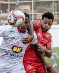 Baeta empata com Villa e termina 1ª fase em 4º lugar