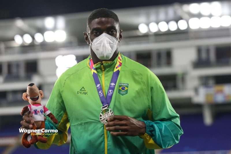 Leia mais sobre o artigo Juiz-forano Luiz Maurício é prata no Pan-Americano Júnior!
