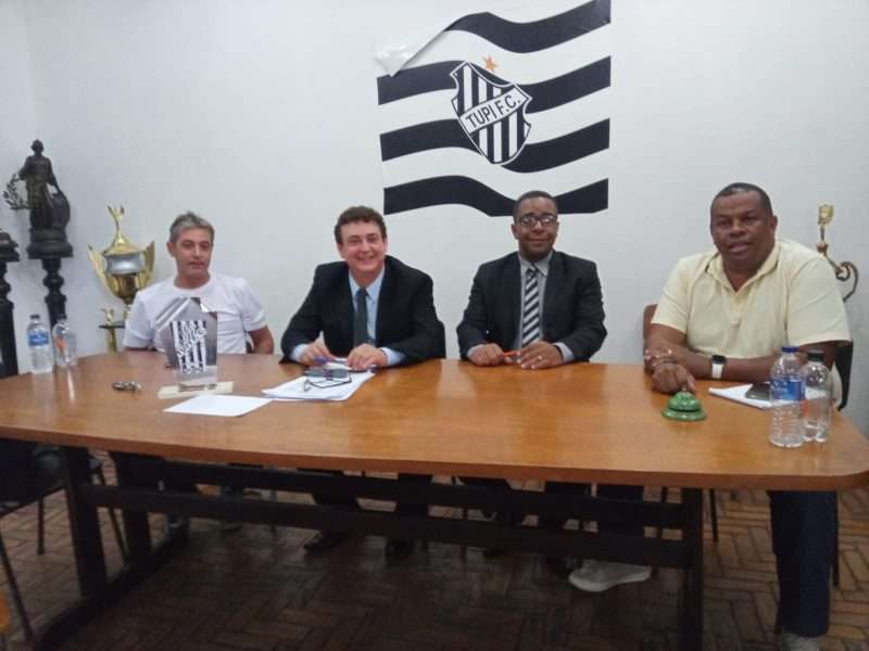 Leia mais sobre o artigo Auditoria no Tupi! Clube deve mais de R$ 14 milhões e solução passa por programa federal