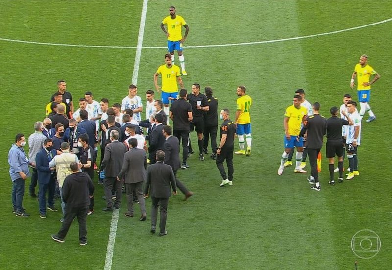 Leia mais sobre o artigo Brasil x Argentina: Fifa pune CBF, AFA e jogadores argentinos! Partida será remarcada