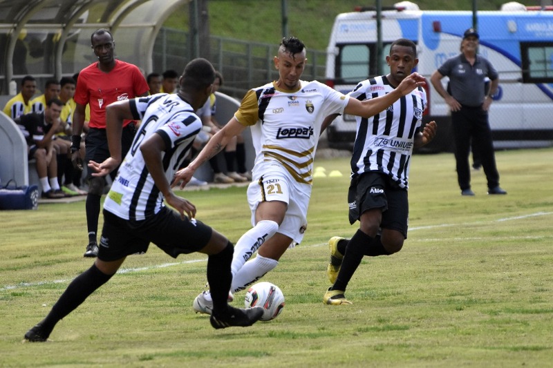 Leia mais sobre o artigo Villa Real encara Itabirito, agora por uma vaga nas semifinais. Primeiro jogo é sábado em casa