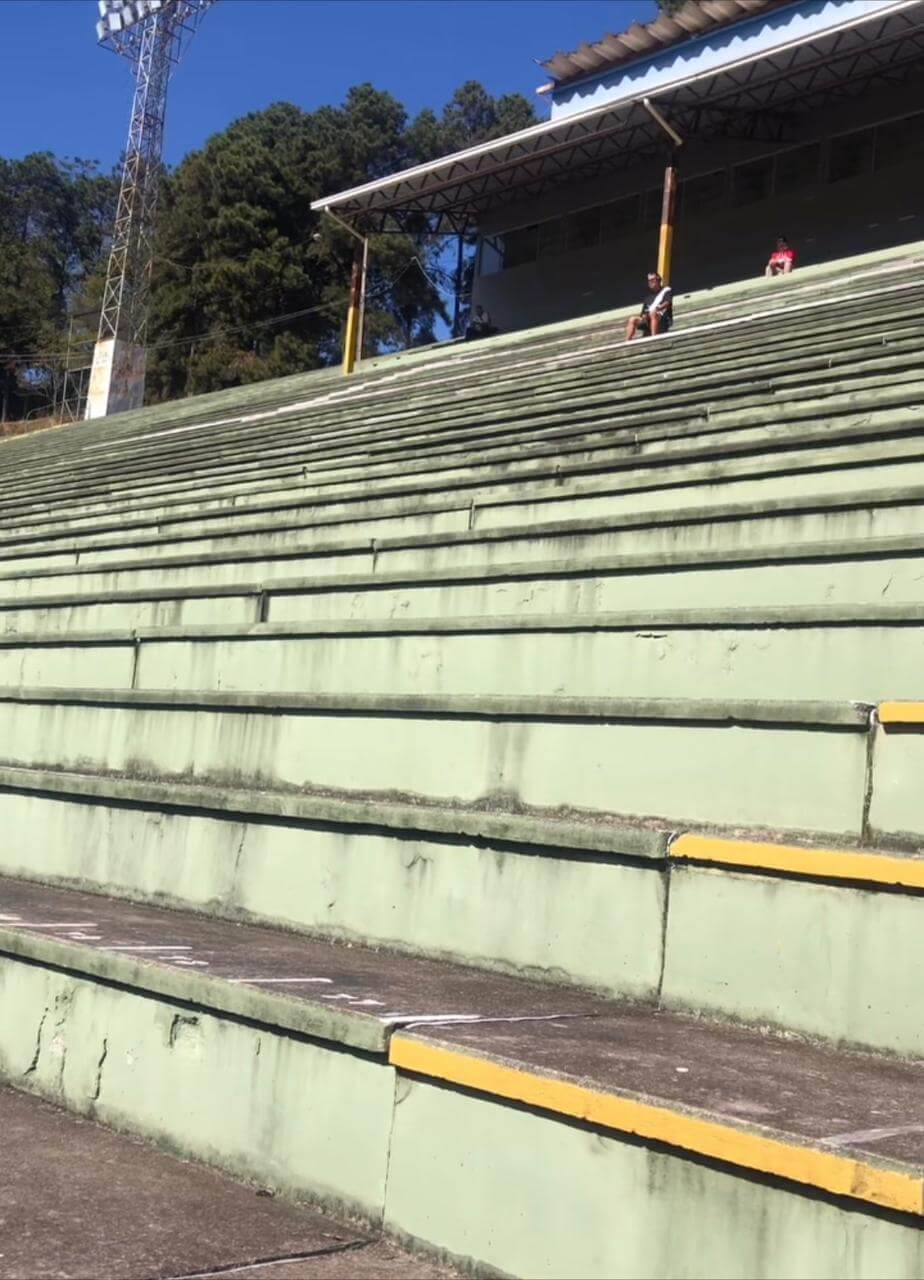 Leia mais sobre o artigo Baeta rebaixado, Tupi sem chances… Adianta fazer futebol assim?