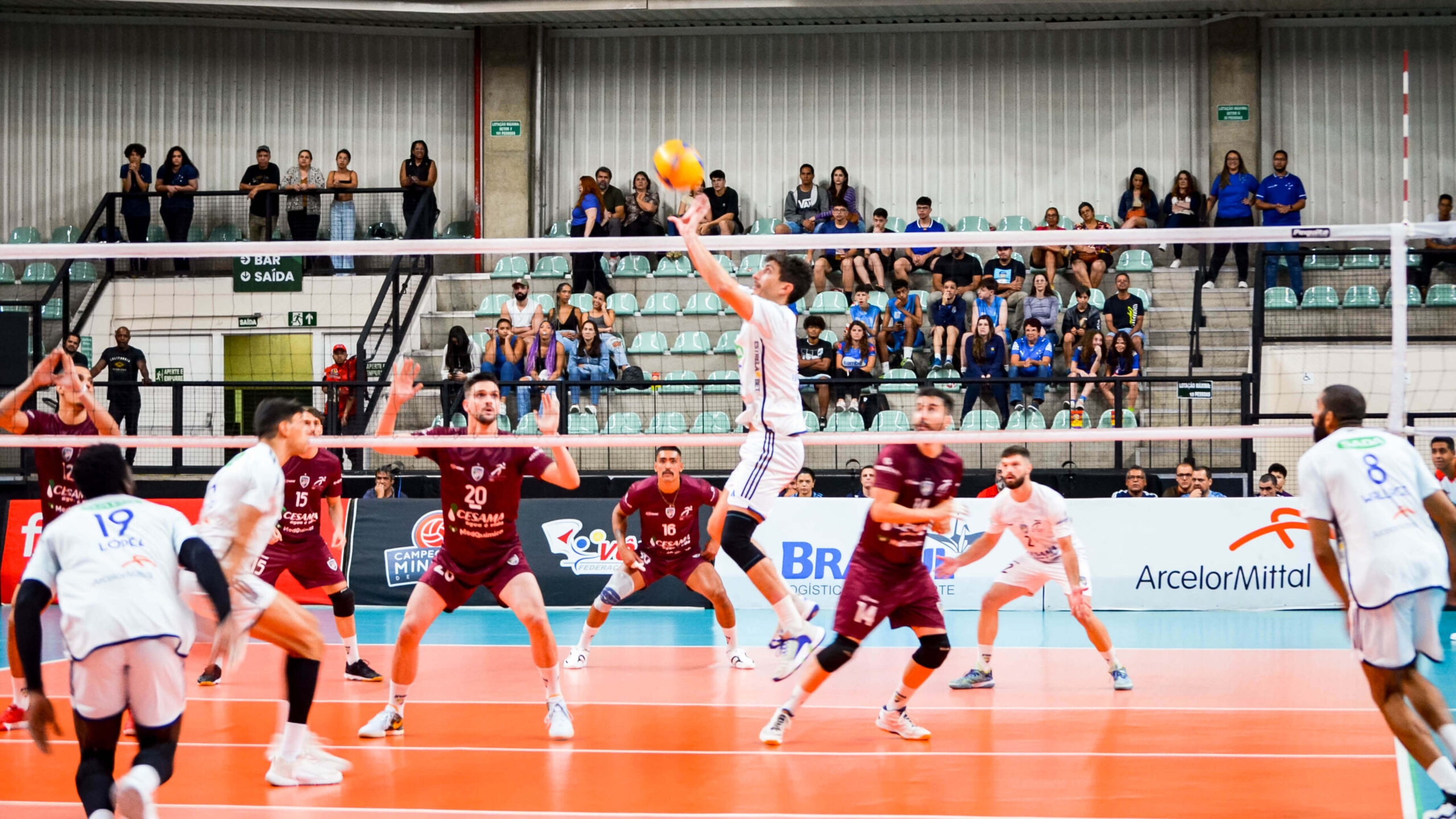 Leia mais sobre o artigo Após quarto lugar no Mineiro, JF Vôlei faz amistosos mirando a Superliga C