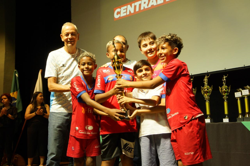Leia mais sobre o artigo Futsal premia Taça Disciplina, artilheiros, defesas menos vazadas e árbitros