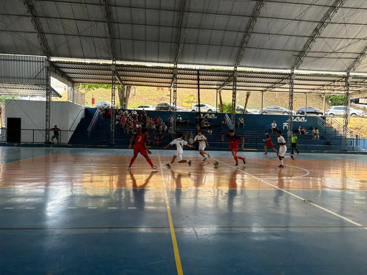 Leia mais sobre o artigo 10ª Copa Toque de Bola de Futsal: veja resultados e campeões. Copa leva o nome do Portal