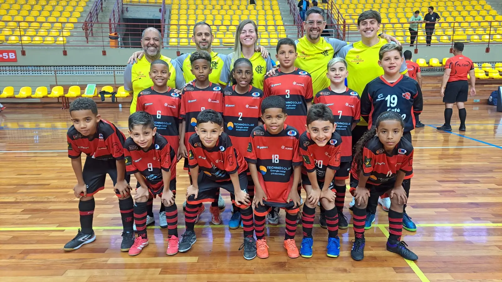 Leia mais sobre o artigo Escola Futsal Fla avança no Campeonato Mineiro Sub-9. Veja próximos desafios
