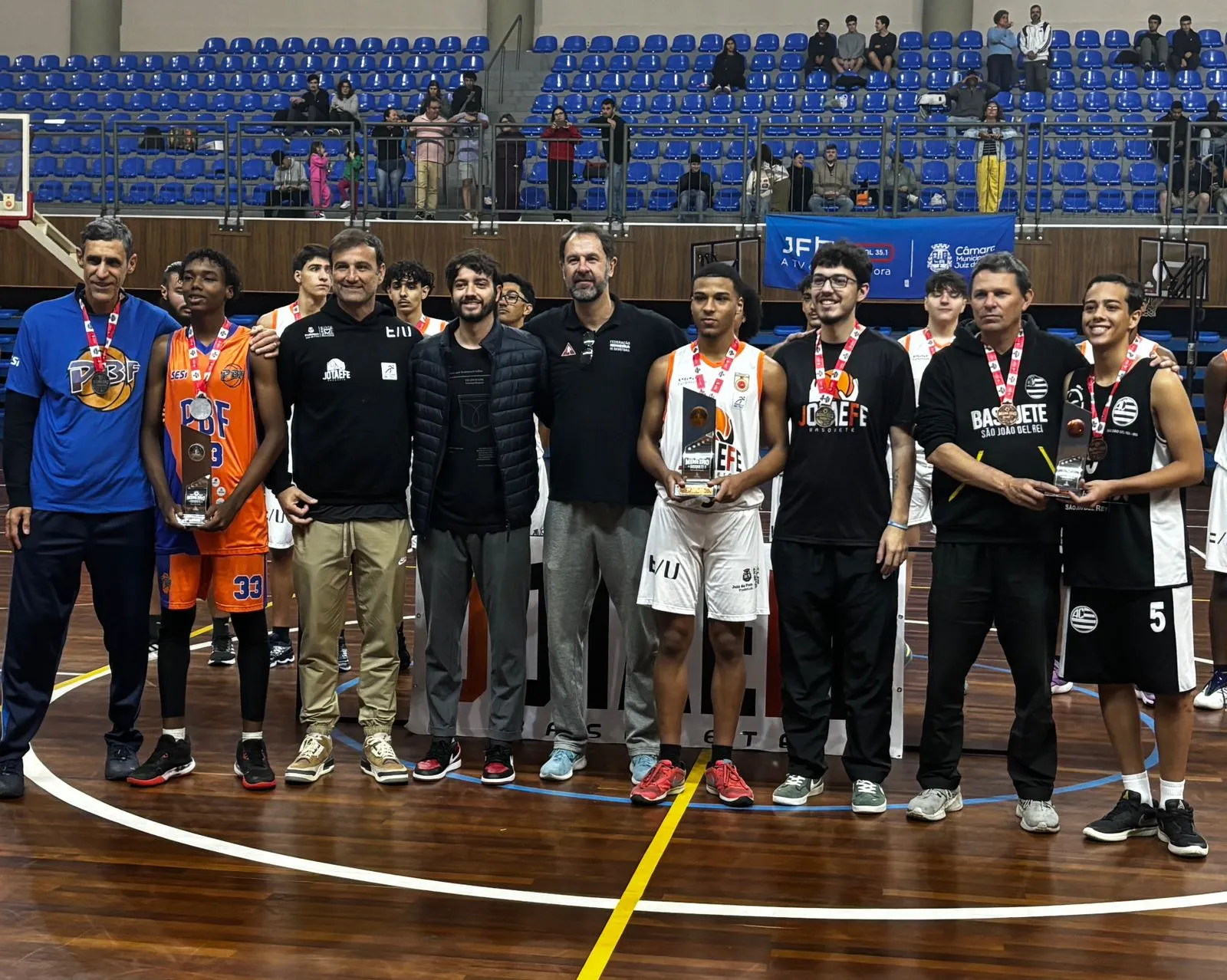 Leia mais sobre o artigo Jotaefe Basquete vence nas duas categorias e Federação anuncia Estadual em JF